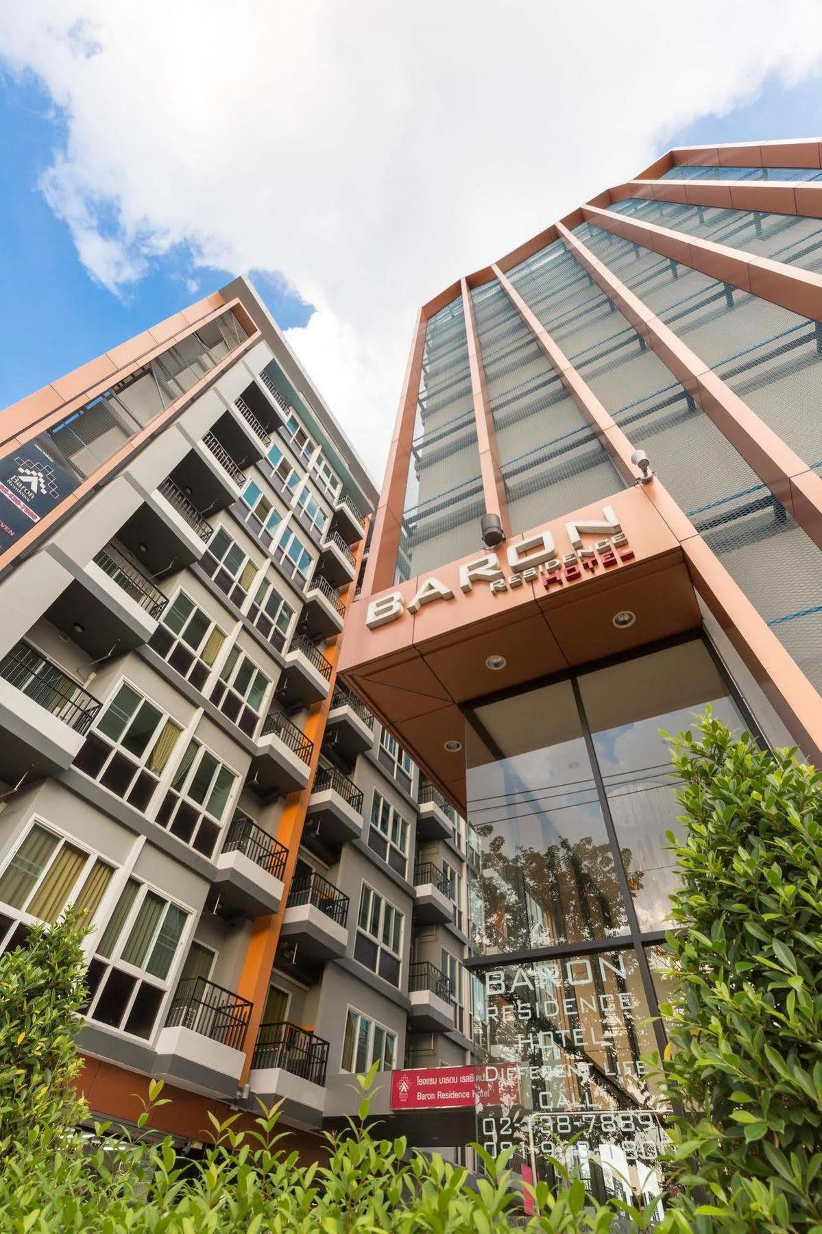Baron Residence Bangkok Exterior foto