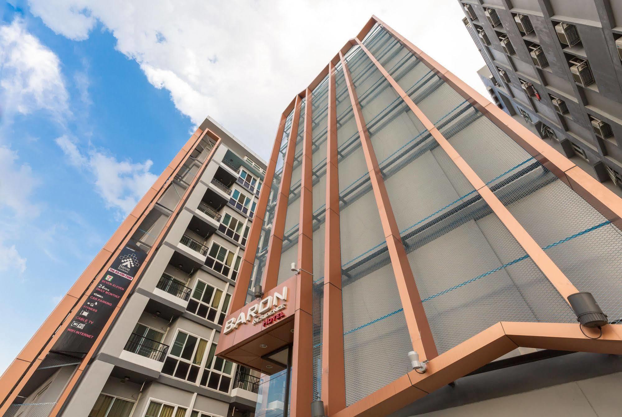 Baron Residence Bangkok Exterior foto